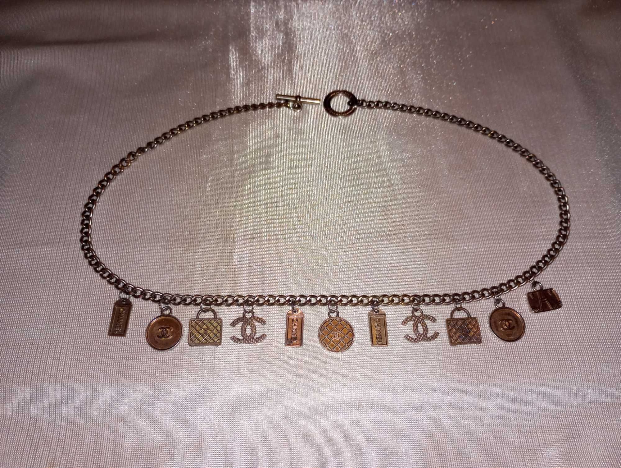 Цепочка с кулонами ожерелье chanel шанель