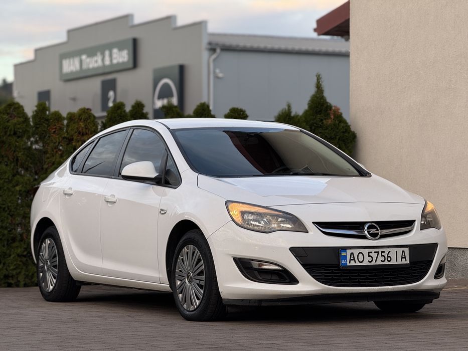 Opel Astra 1.4.