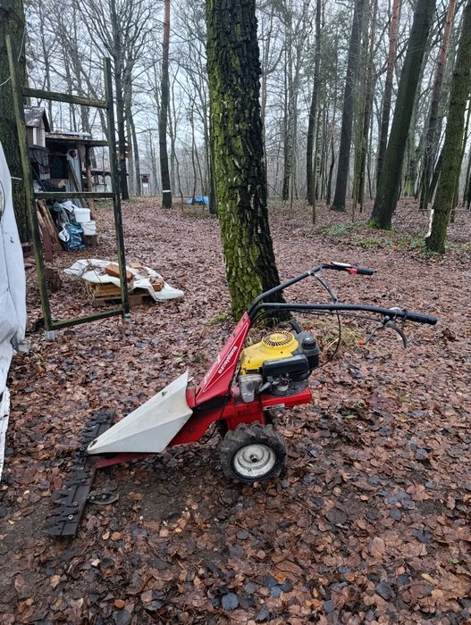 Kosiarka spalinowa listwowa