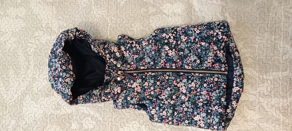 Жилетка для дівчинки