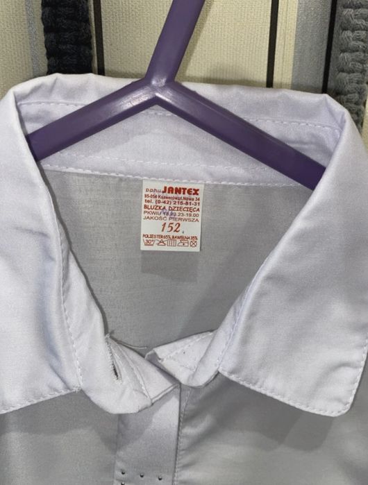 Biała bluzka z kołnierzykiem