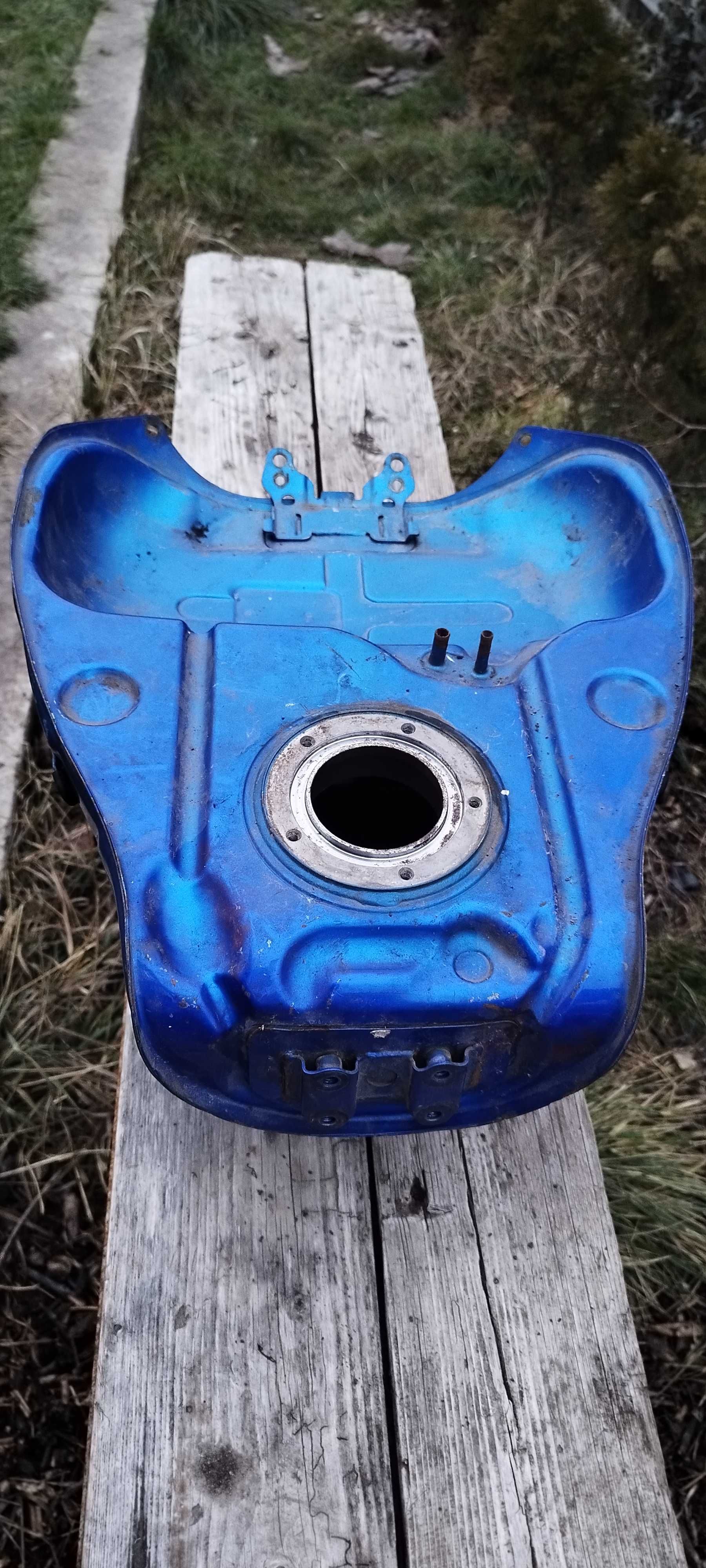 Бак Suzuki GSX-R 600 750 K6 K7 Бензобак