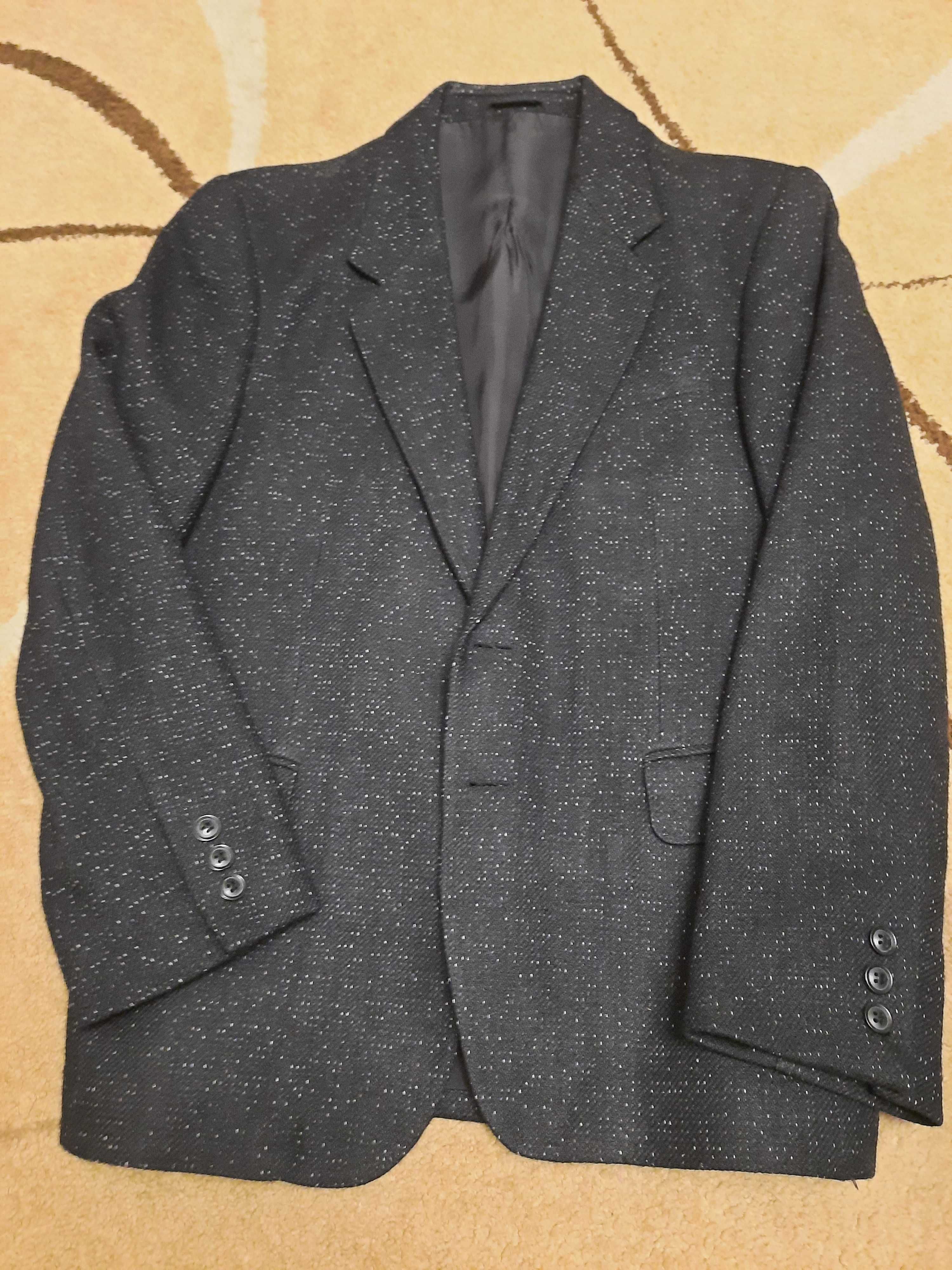 Garnitur męski r. M