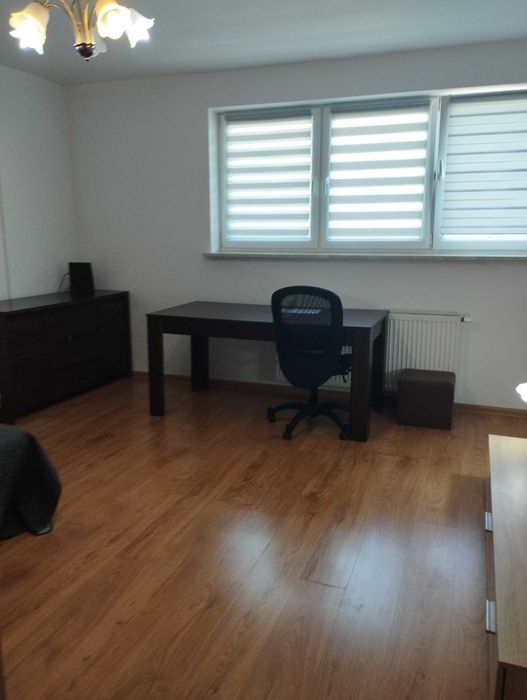 Duzy apartament 1-pokojowy, ul. Lęborska,  Metro Szwedzka 600m
