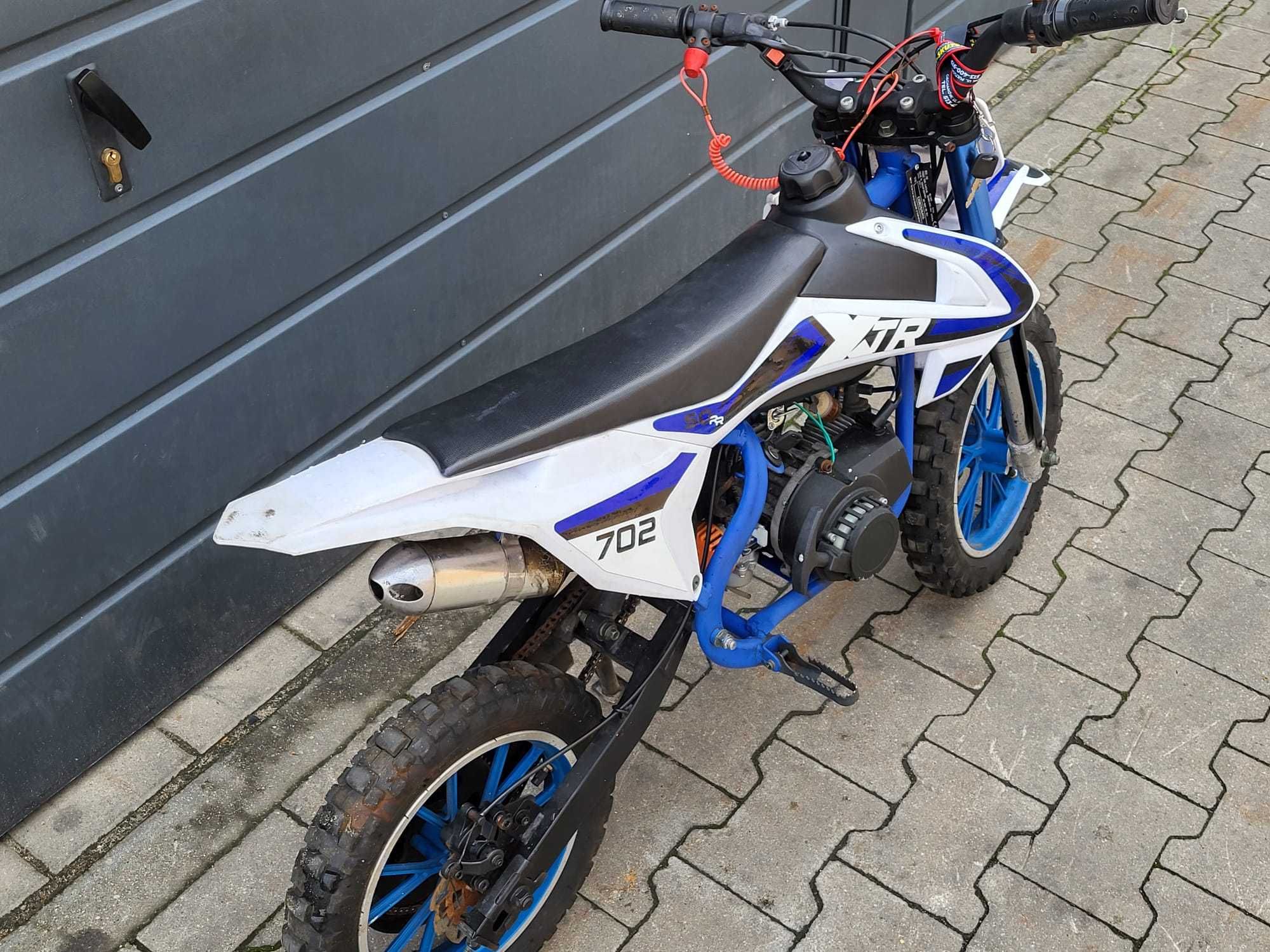 Mini cross XTR 702