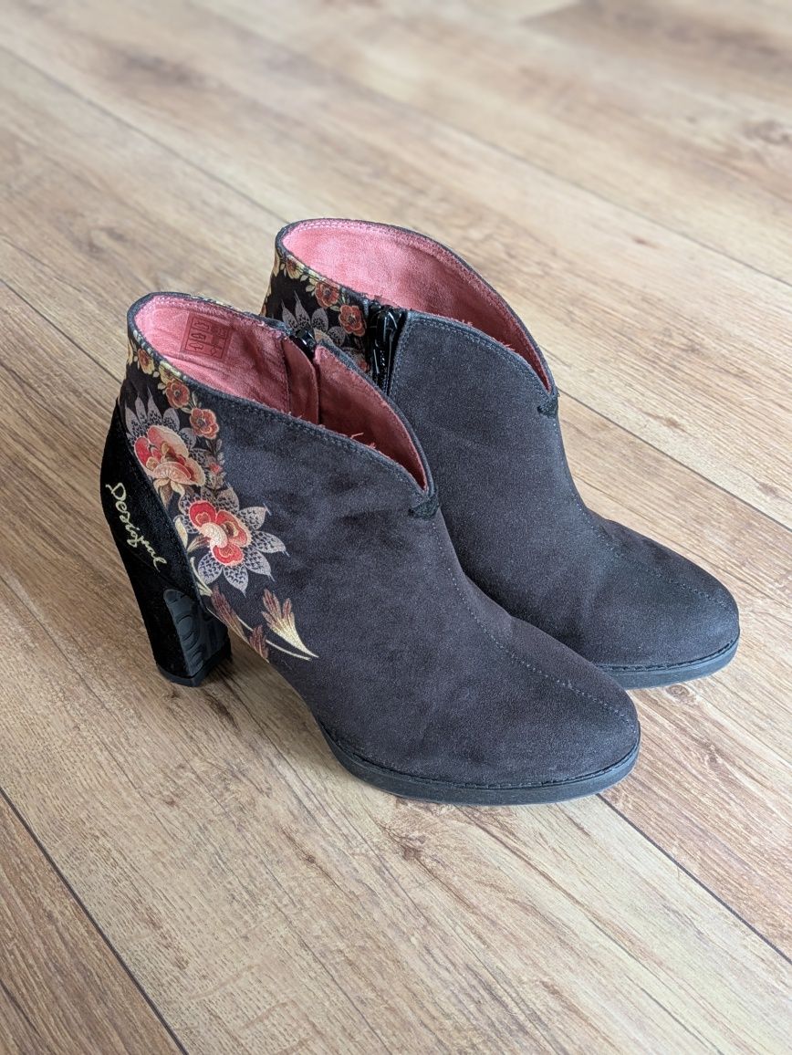 Desigual 38 botki buty na obcasie