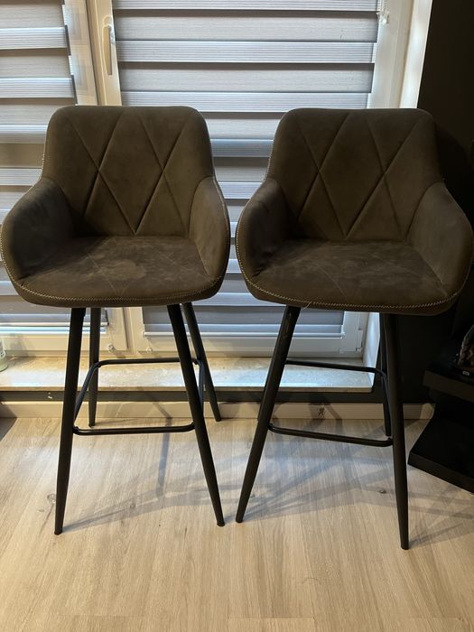 Zestaw 2 krzeseł barowych Beliani