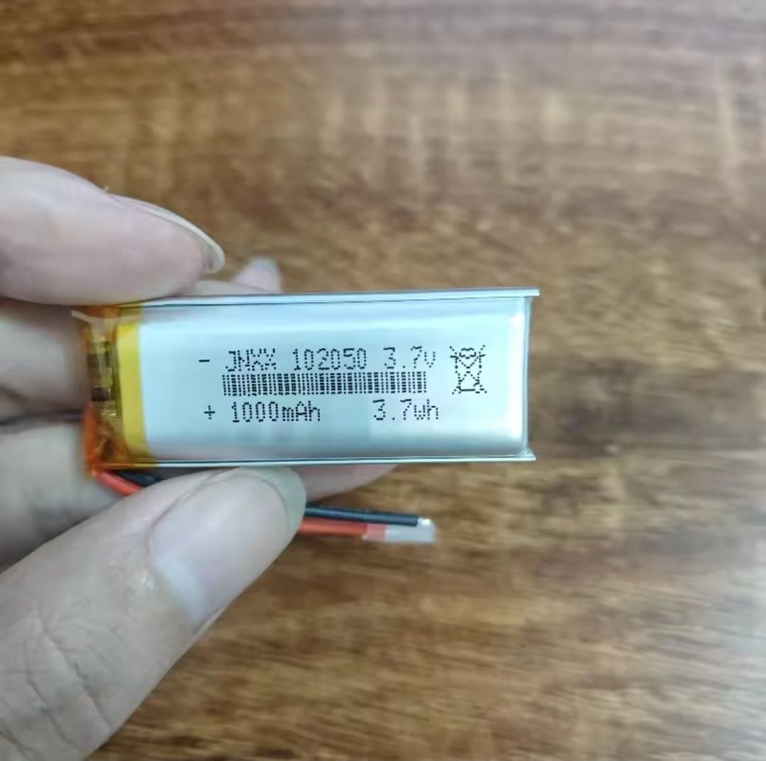 Акумулятор Полімерна літієва батарея 1000 mAh Li-pol