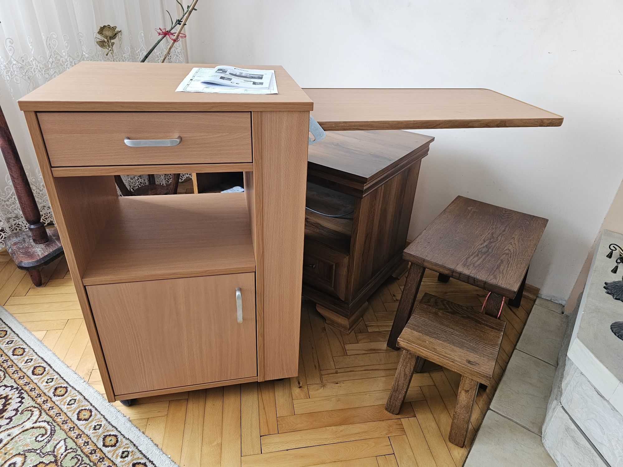 Szafka przyłóżkowa Elbur Rubens 1. Prawie nowa. Stan idealny