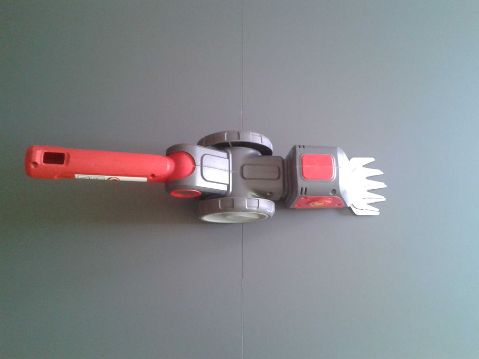 Zestaw sekator elektryczny, nożyce do trawy Wolf-Garten + ładowarka