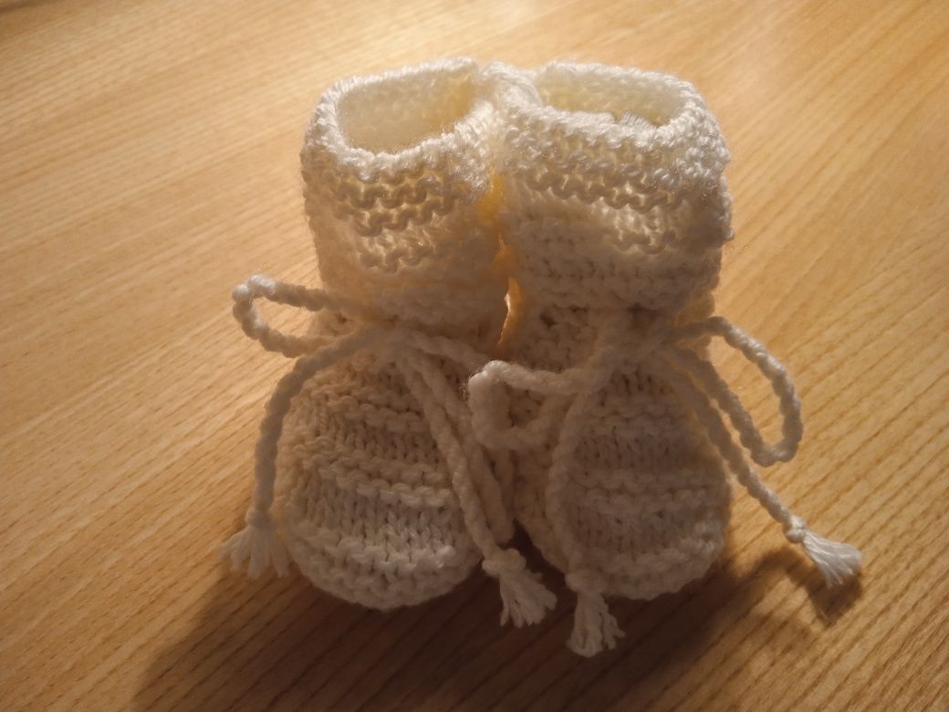 Sapatinhos de bebe/ carapins bebé