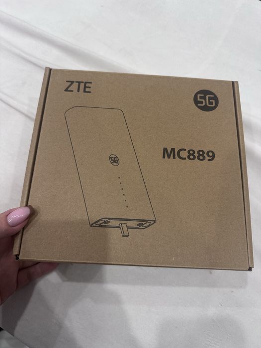 Router bezprzewodowy z 5G ZTE MC889 ODU Biały + T3000 IDU Biały