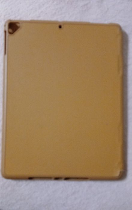 iPad 9.7 – Bom estado + capa incluída

Vendo iPad usado, em muito bom