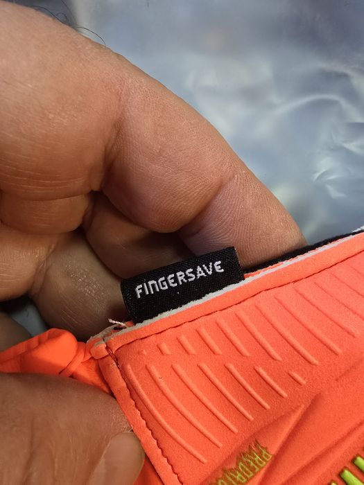 Дитячі Воротарські Рукавички Adidas Predator HC0601 (