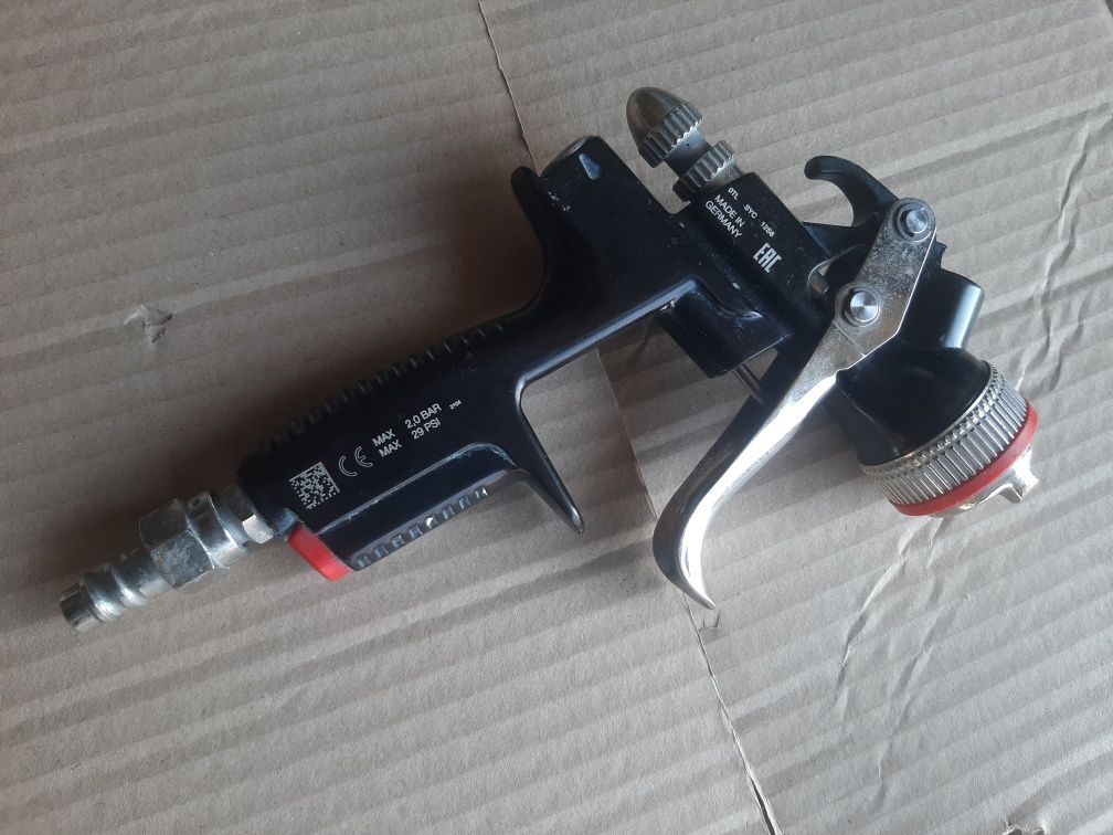 Pistolet lakierniczy  SATA