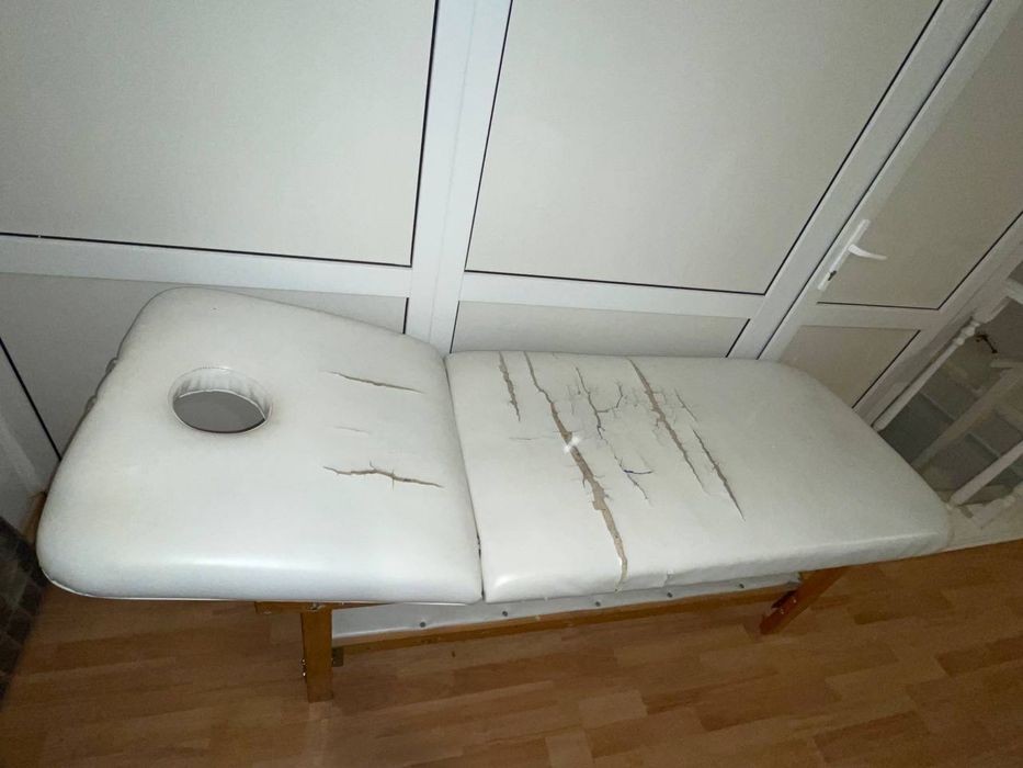 Масажний стіл б/у кушетка