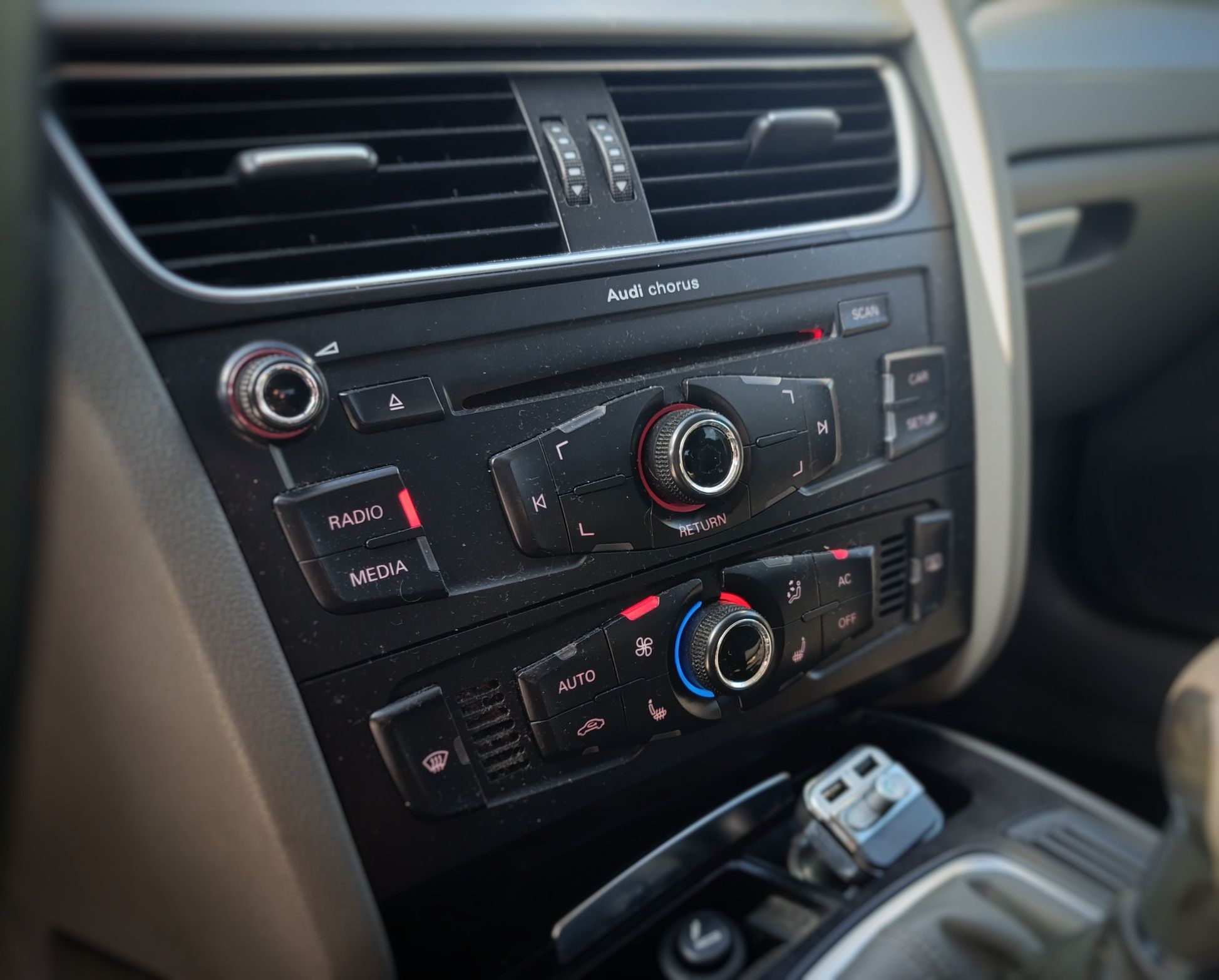Audi A4 B8 2.0 TDI / Serwisowany / Manual / Klima