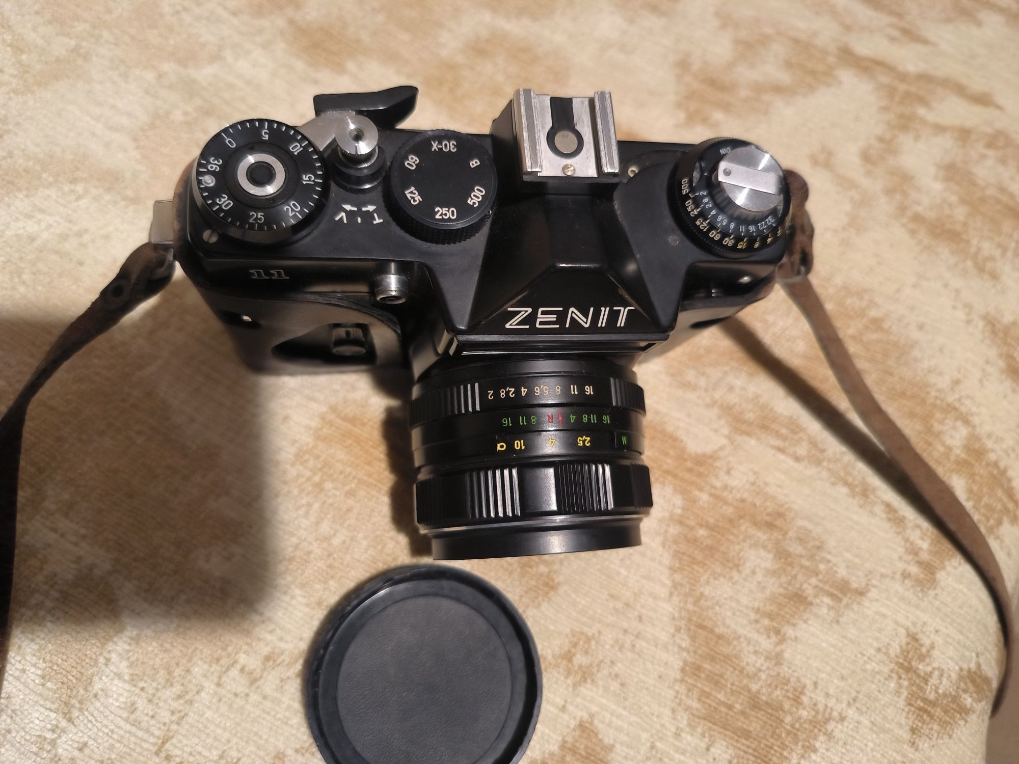 Фотоапарат ZENIT 11 з об'єктивом HELIOS-44M-4