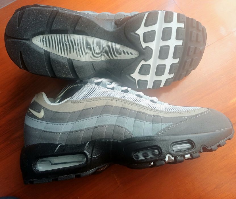 Tenis 42- Nike Air Max 95