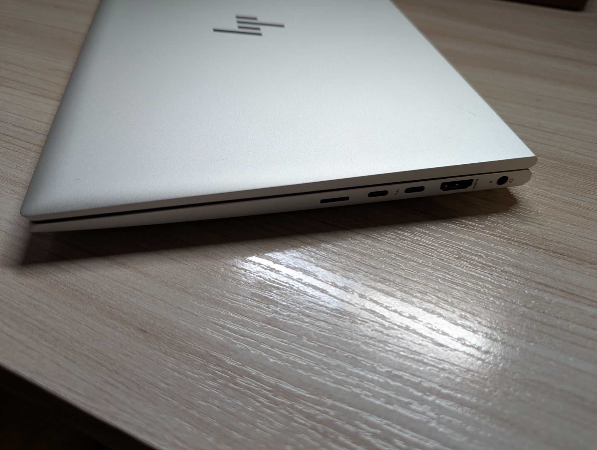 Laptop HP EliteBook 835 G7 13" RYZEN 3 16GB RAM 256 GB NVME WIN 11 PRO