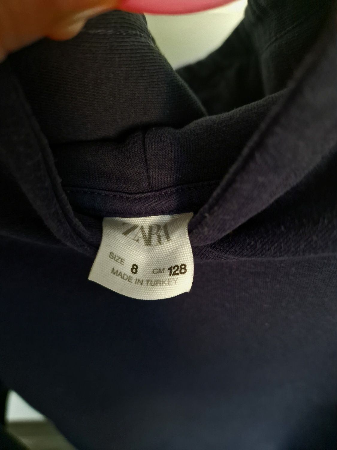 Zara bluza z kapturem r. 128