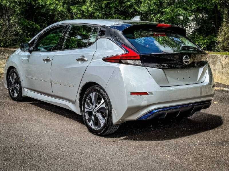 2018 Nissan LEAF SL