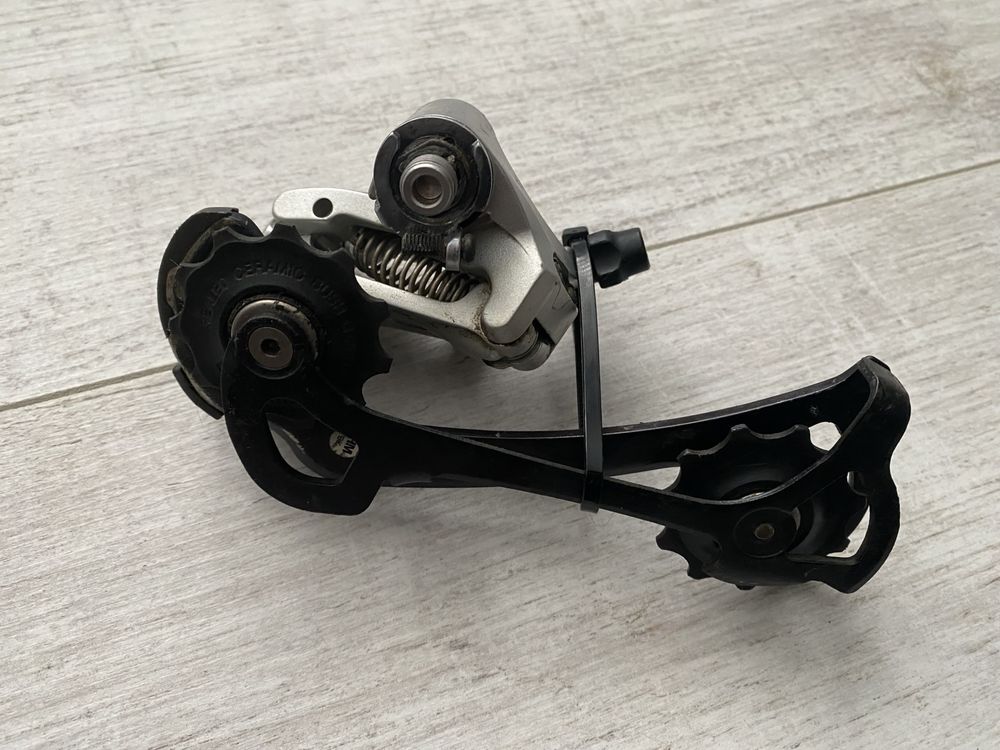 Przerzutka tylna Shimano Deore XT ST-M760 pod 9s biegów