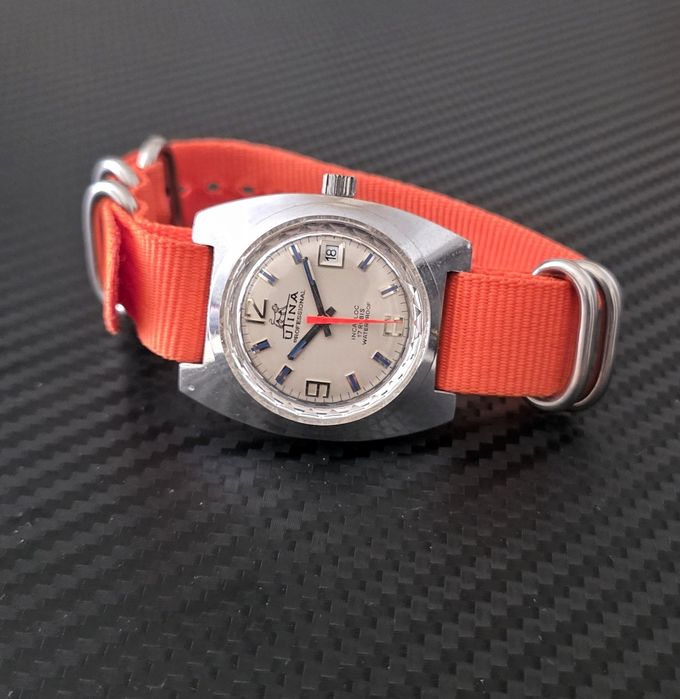 Relógio vintage Utina Professional Mecânico Corda (Skin Diver Watch)