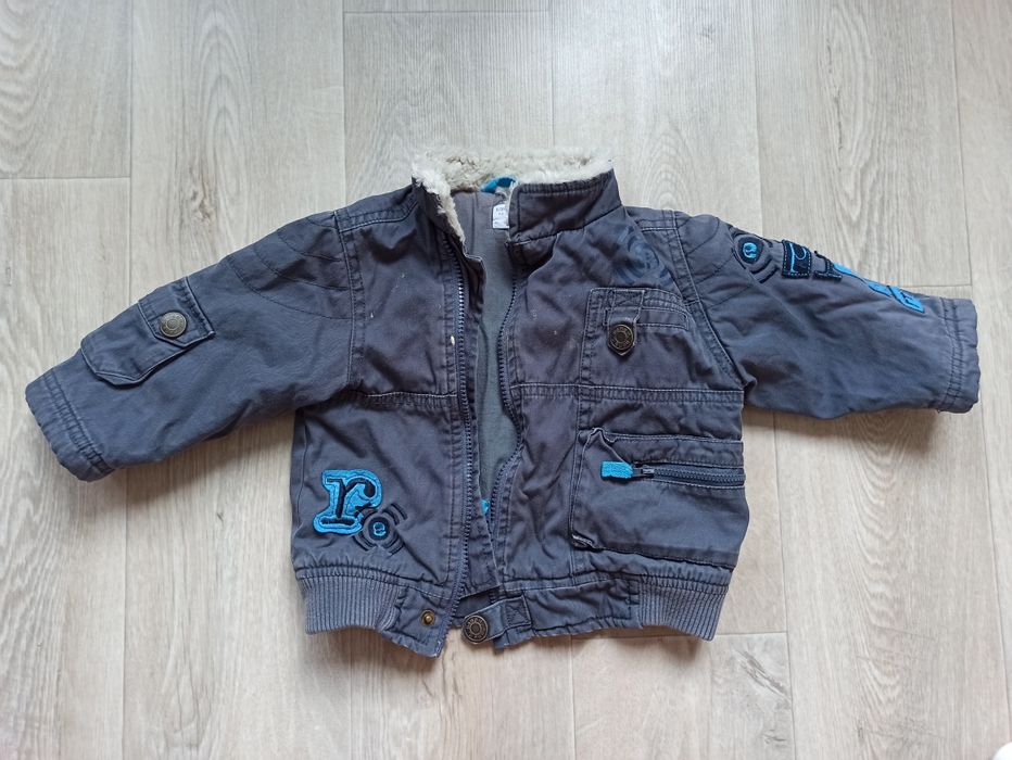 Продам куртку на мальчика