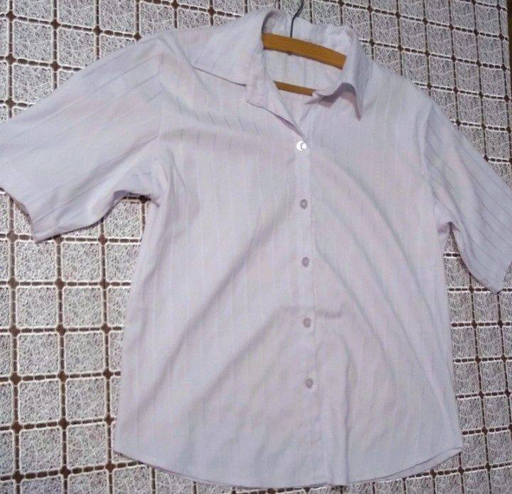 Koszula damska biała bluzka w prążki XXXL zapinana krótki rękaw