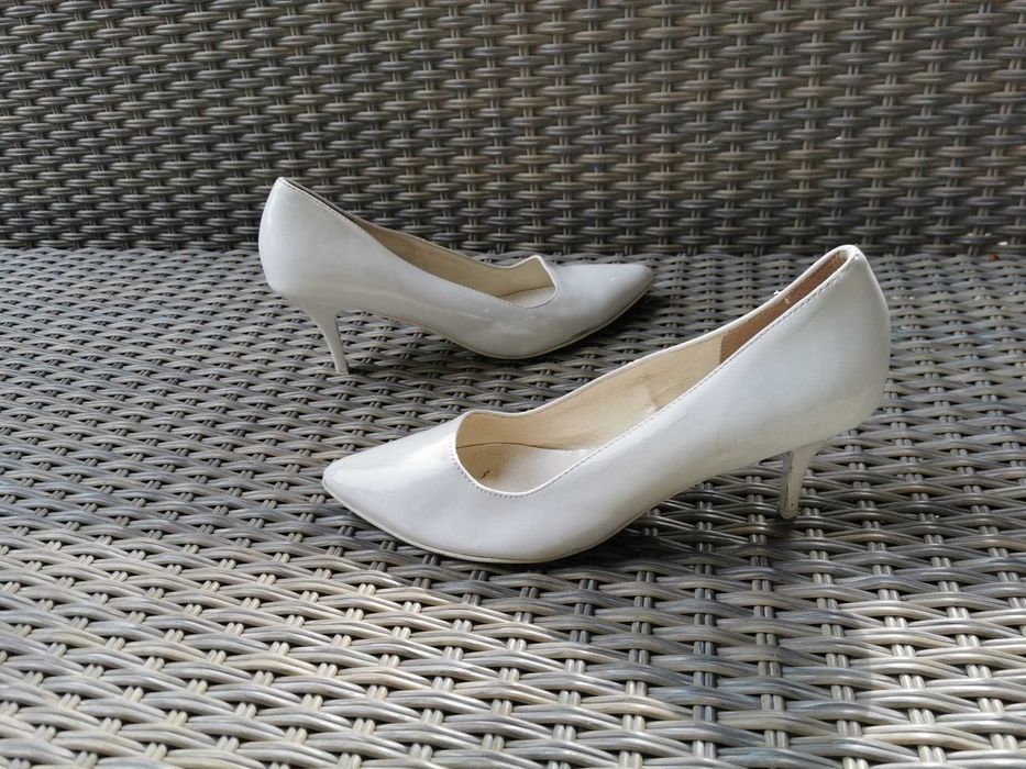 Mall Buty ślubne rozm 39
