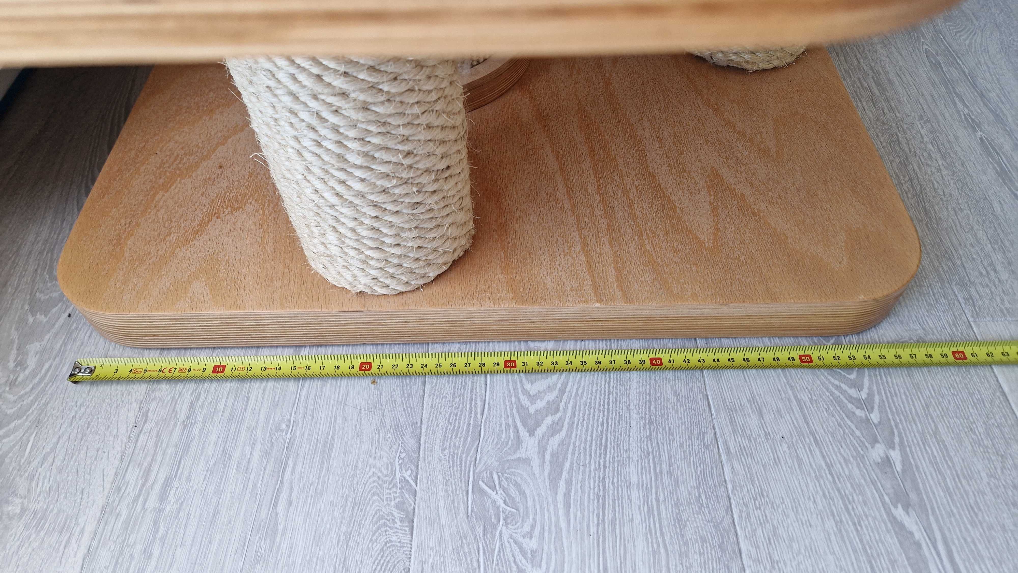 Drapak z legowiskiem dla kota