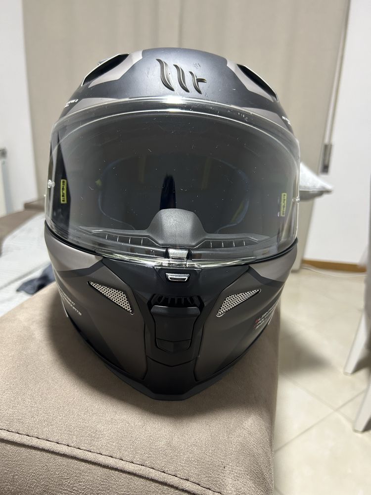 Capacete mota MT Revenge 2 tamanho L