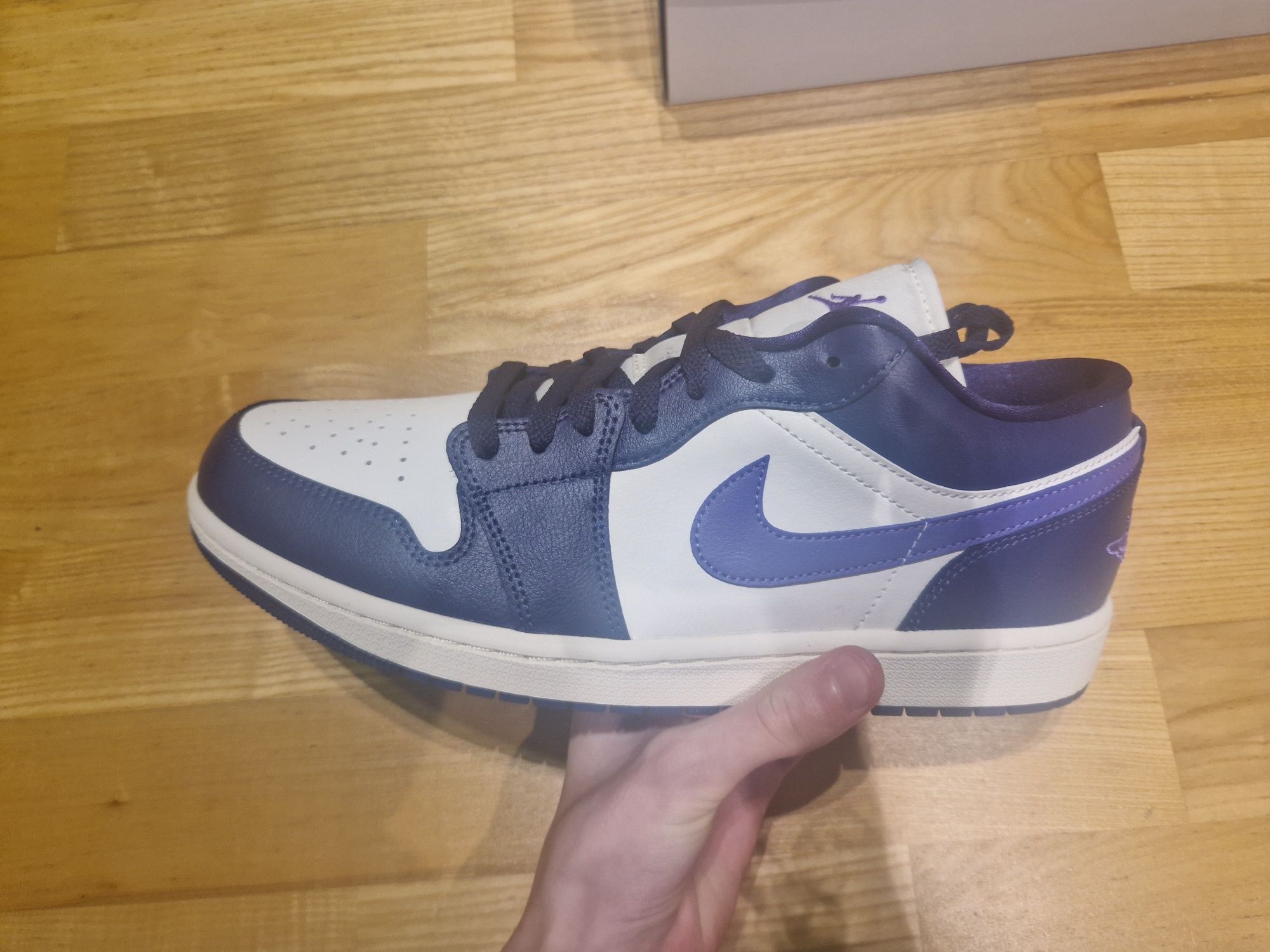 Jordan 1 low Sky J purple