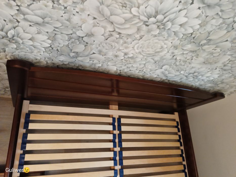 Łóżko drewniane do sypialni pod materac 140 cm na 200 cm