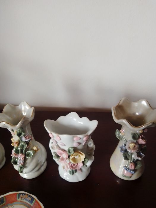 Objectos de decoração muito antigos, novos