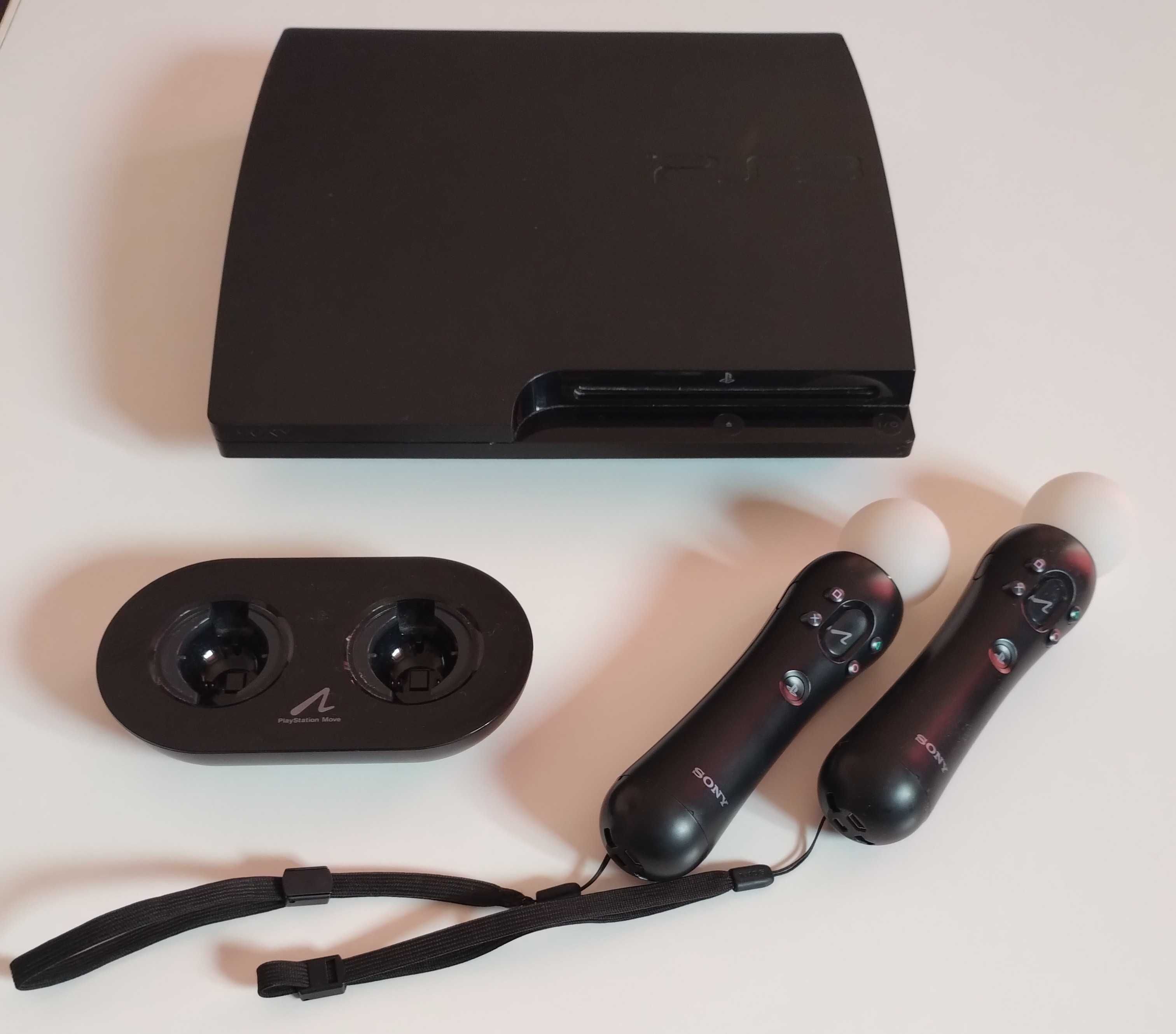 Konsola Sony PS3 + dwa pady + dwa kontrolery Move +  14 płyt z grami