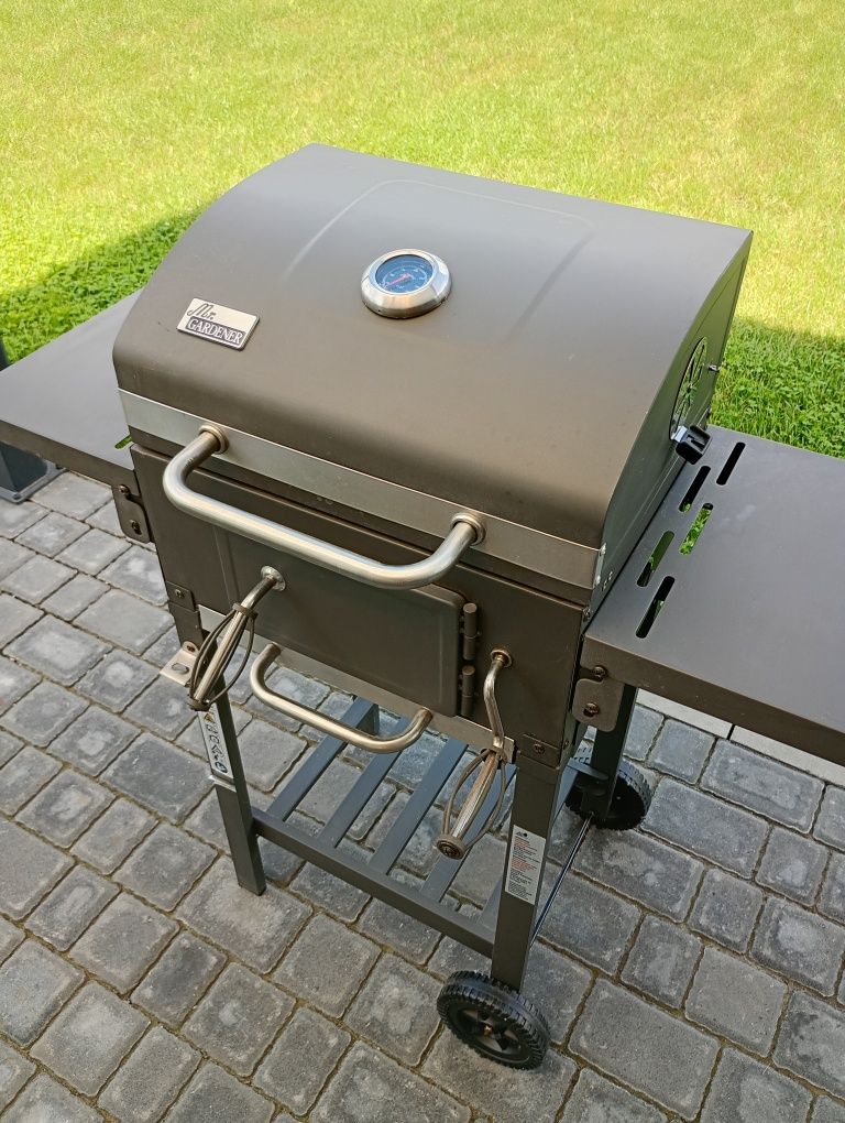 Grill ogrodowy węglowy termometr