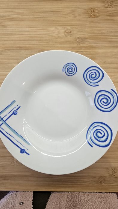 Vendo pratos variados