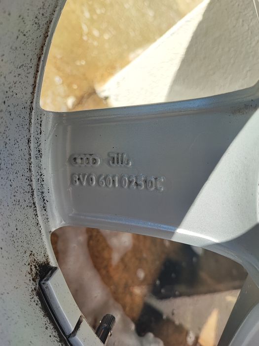 Jantes audi originais 16 com pneus incluídos