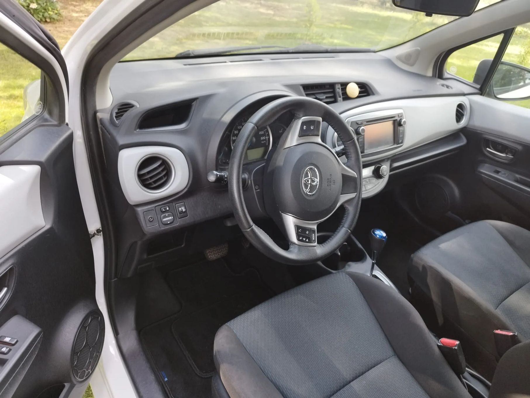 Toyota Yaris Toyota Yaris 1.5 Hybrid 2014