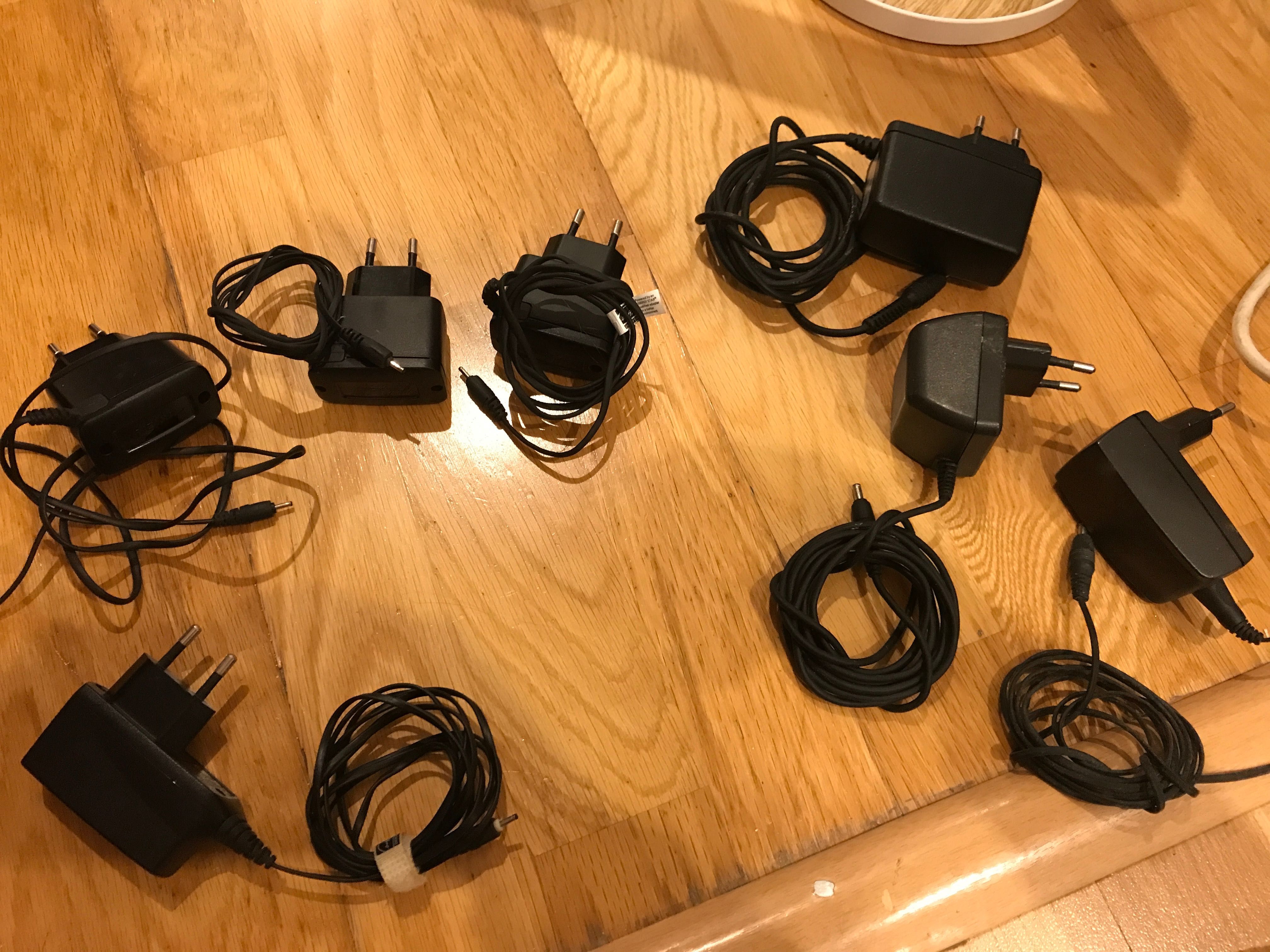Transformadores / Carregadores / adaptadores