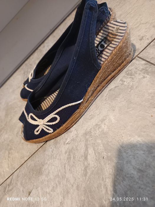 Sandały damskie na koturnie rozmiar 39