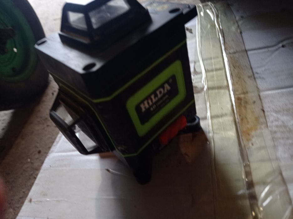 Продам лазерний рівень