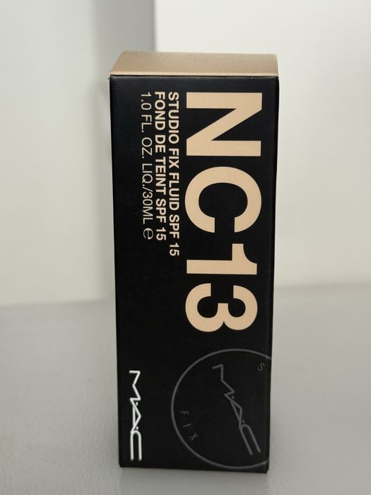 Podkład MAC Fix Fluid spf 15