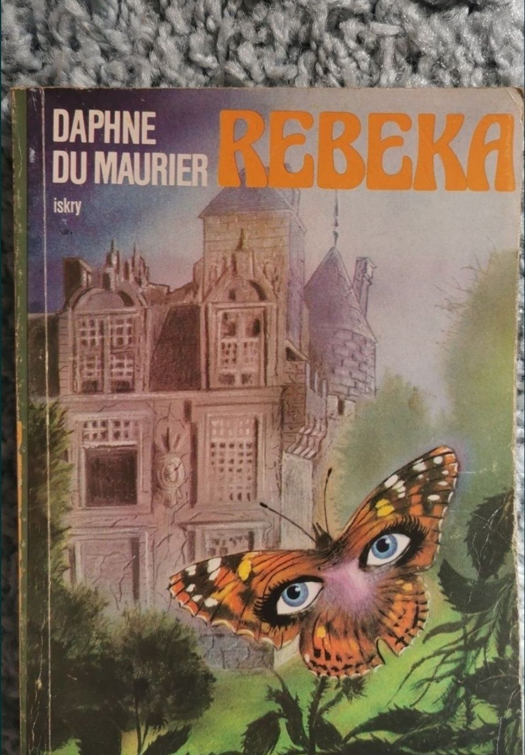 Rebeka 
Daphne du Maurier