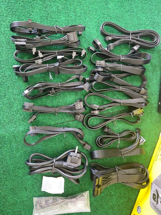 Corsair RM1200x Power Supply | 1200W 80 Plus GOLD | Fully Modular | Store64284428240770124