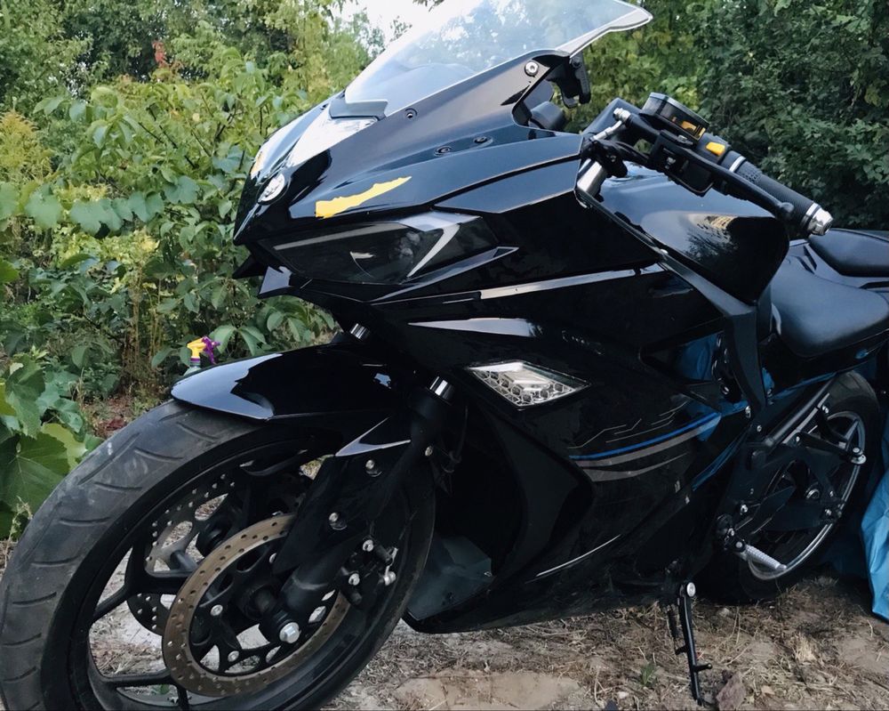 Елетромотоцикл Yamaha