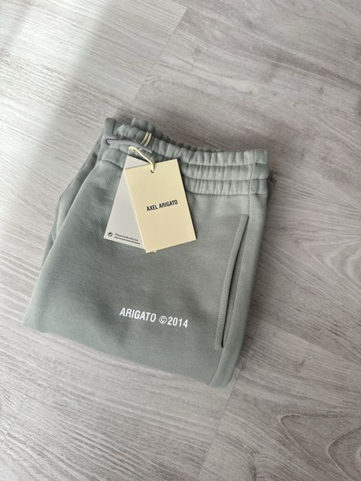 Axel arigato штаны