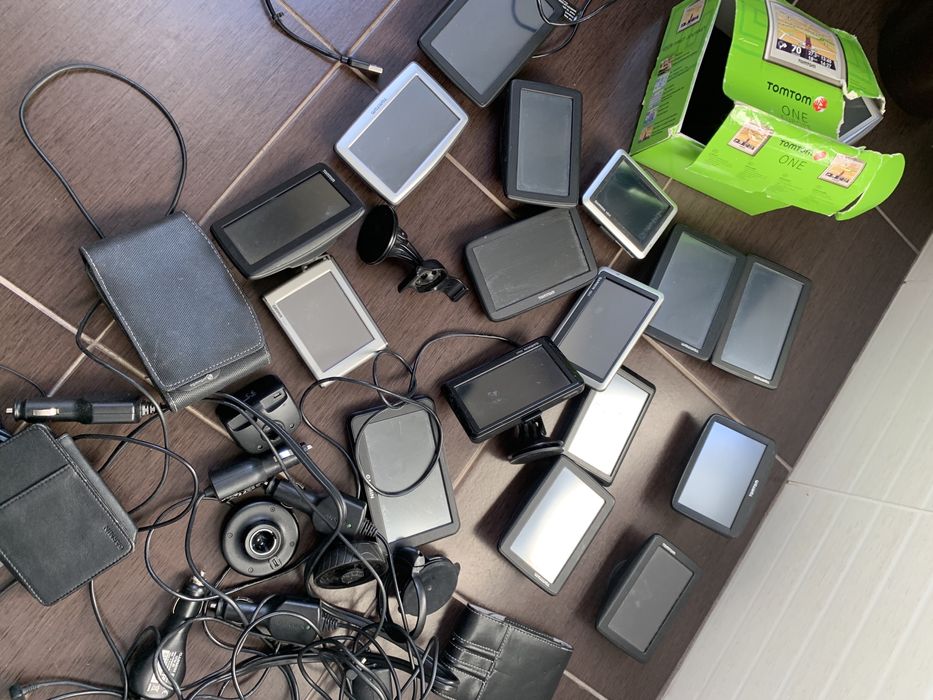 Навигатор Garmin Nuvi 52LM